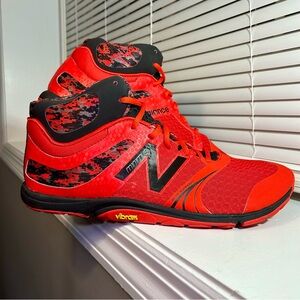 New Balance Minimus 20 V3 Red Black Minimalist Cross Training Shoes Mens Size 13